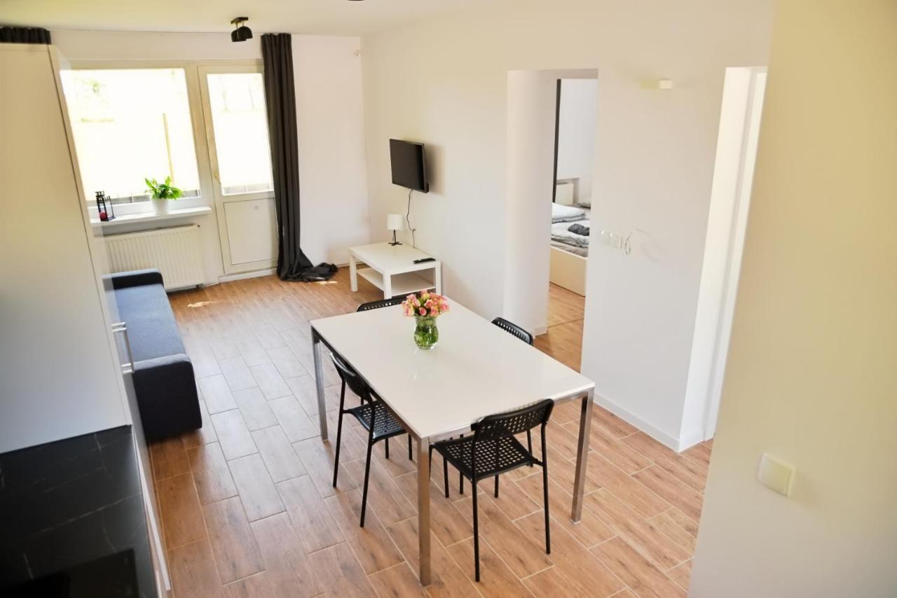 Apartamenty Lotnisko Leszno Leszno  Eksteriør billede